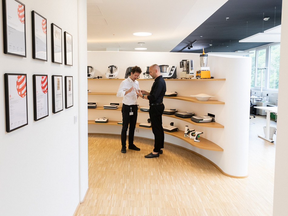 vorwerk store 2 men